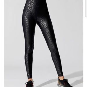 Carbon 38 high waisted Takara legging